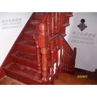 水泥現澆樓梯--中式風格