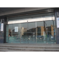 廣州經濟開發區玻璃自動感應門 元泉自動門