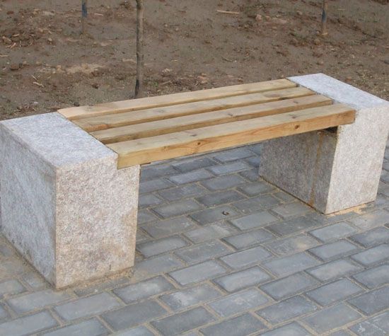 西安市大明宫遗址区宏艺达景观建材公司主要经营:防腐木材,塑木,陶土砖,烧结砖,透水砖,花岗岩,大理石,深度炭化木,表面炭化木,户外木专用耐候木油。 本公司兼营其他景观材料有:天然文化石,雨化石,陶土艺术贴面砖,仿古砖,假山石,大鹅卵石,水磨石,米石,海米石,水洗石等。 园林景观建材超市大卖场,品种齐全价格超底.