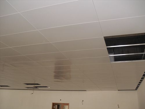 南京地区天花板吊顶硅钙板矿棉板格栅铝天花三防板吊顶