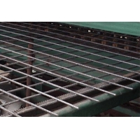 铁丝钢筋焊接网 建筑用电焊网片 保温用电焊网