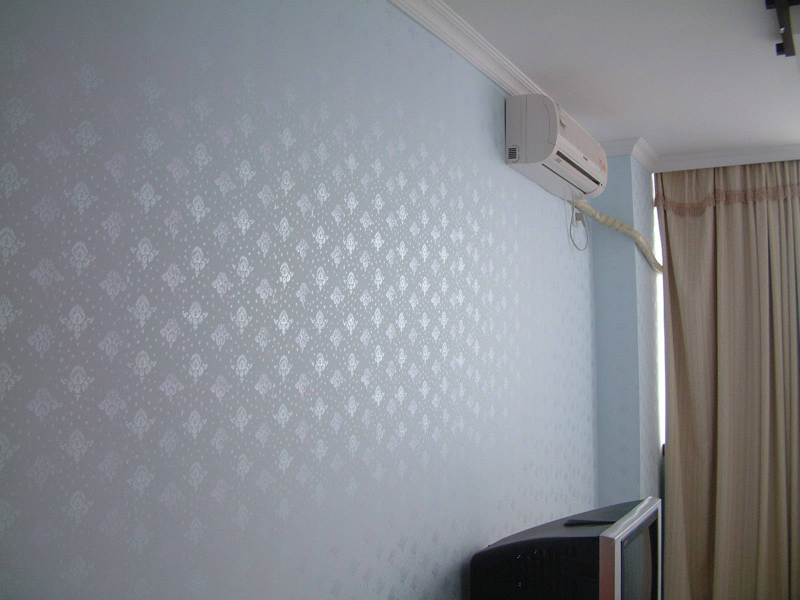 涂料、壁纸、硅藻泥墙面材质大对比-上海装潢网