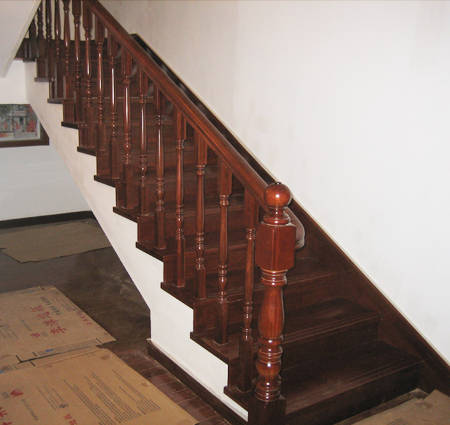 南京楼梯踏步板—美广明木业-实木楼梯