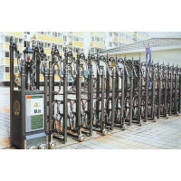 南京聯潤鐵藝裝飾工程公司-大門系列-伸縮門